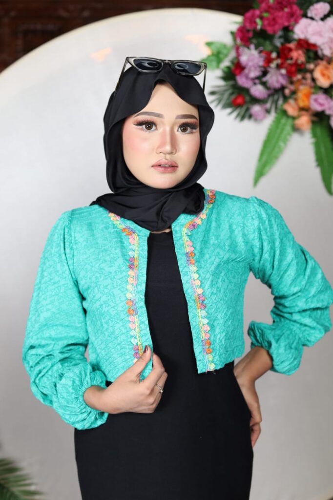 BAJU BATIK WASTRA NUSANTARA