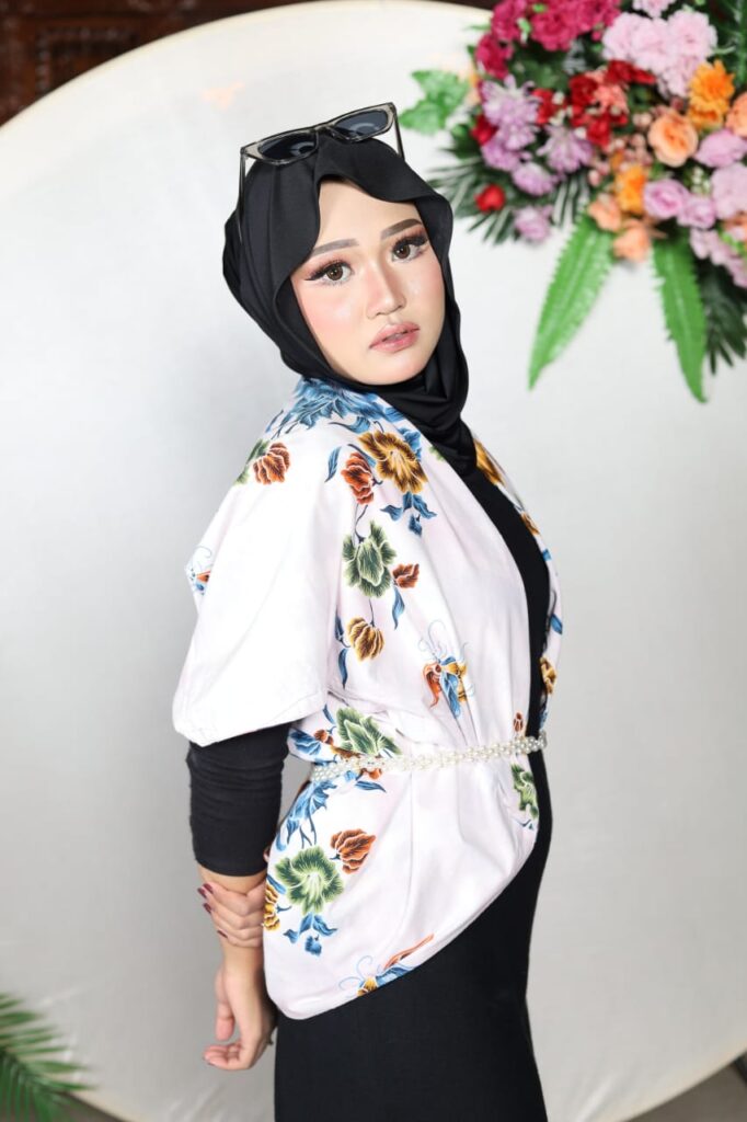 BAJU BATIK WASTRA NUSANTARA