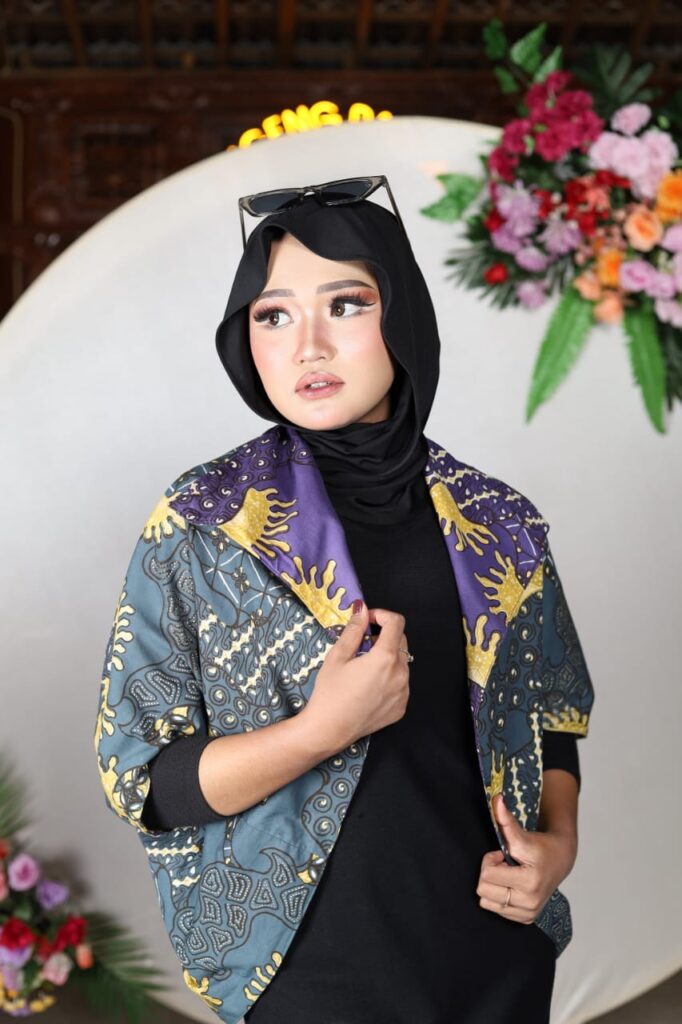 BAJU BATIK WASTRA NUSANTARA